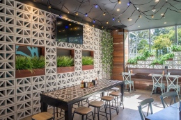 burrito-bar-peregian-5